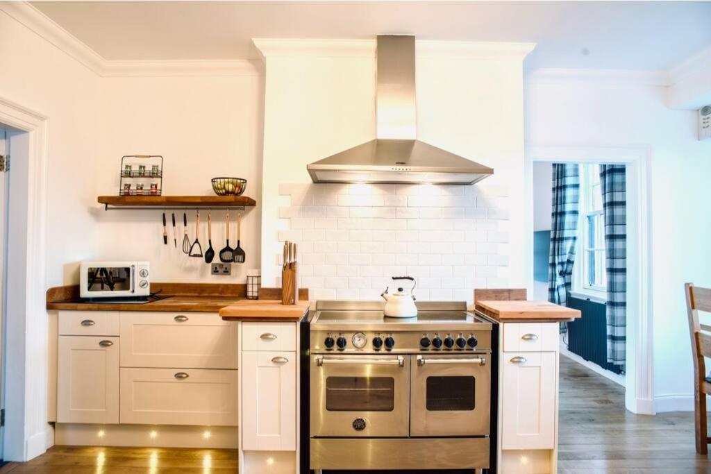 Gleddoch Coach House Villa Лангбанк Екстериор снимка