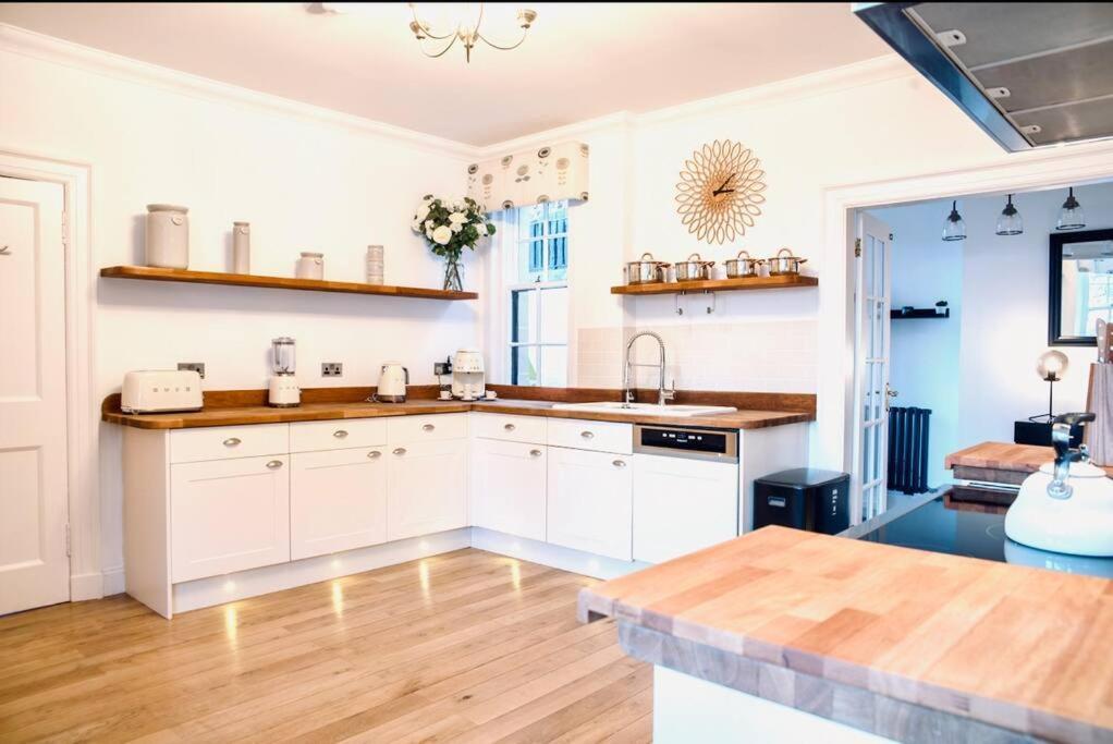 Gleddoch Coach House Villa Лангбанк Екстериор снимка
