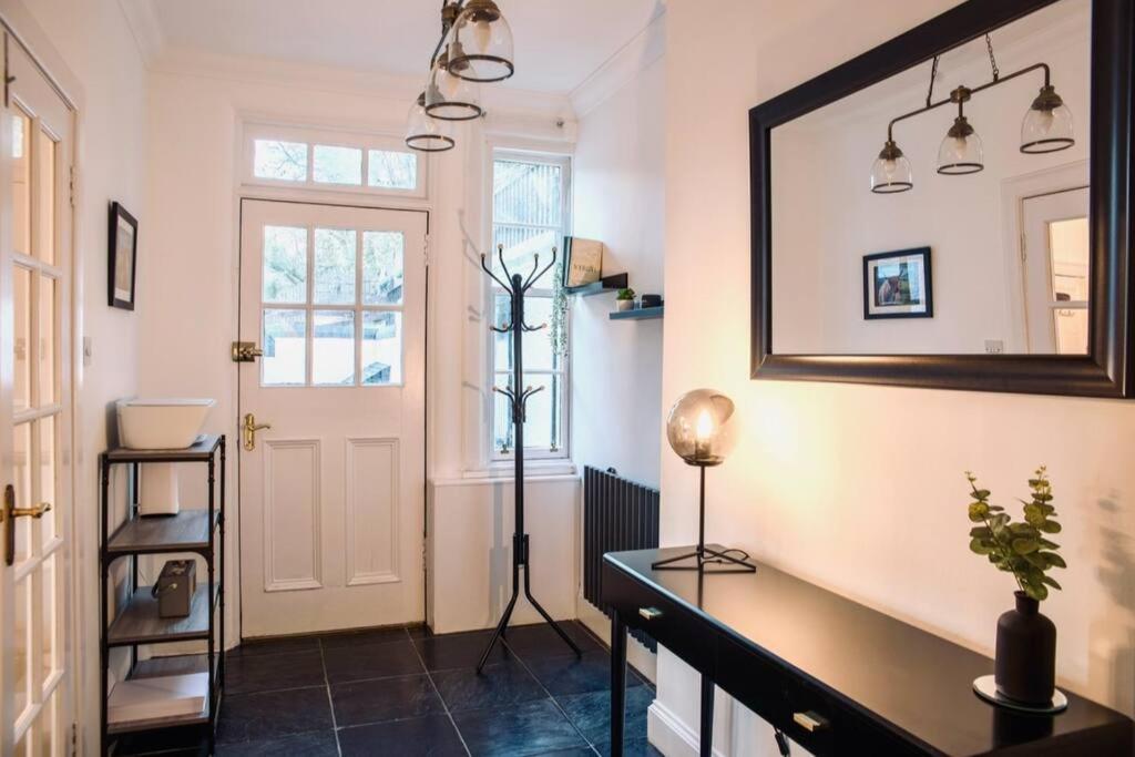 Gleddoch Coach House Villa Лангбанк Екстериор снимка