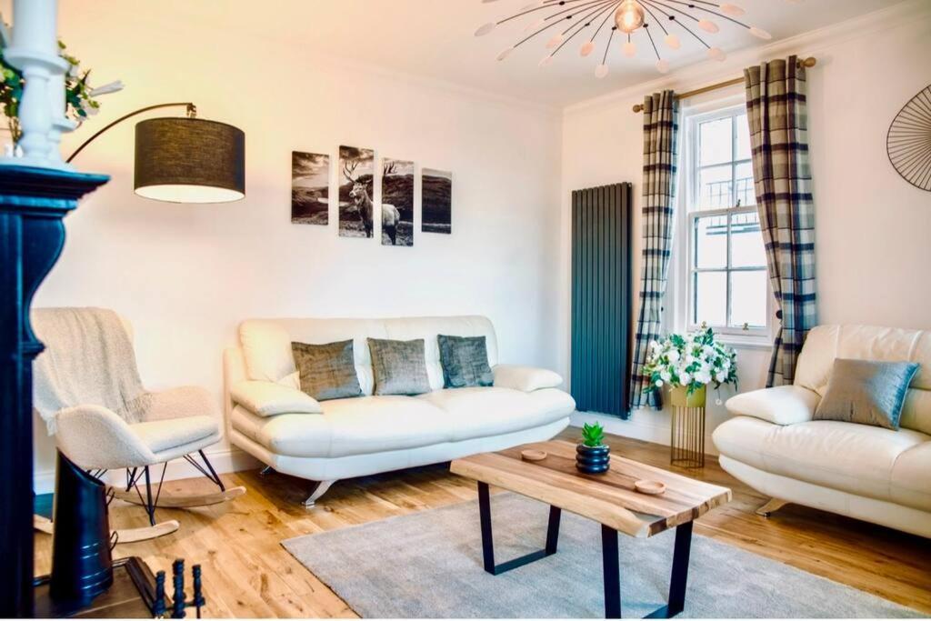 Gleddoch Coach House Villa Лангбанк Екстериор снимка